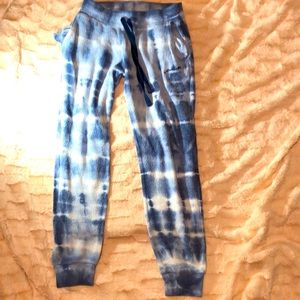 Pink Victoria secret sweatpants size XS